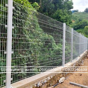 Hàng rào lưới hàn chấn sóng mạ kẽm