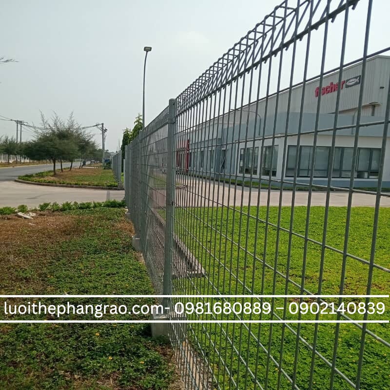 Hàng rào lưới thép hàn gấp tam giác mạ kẽm